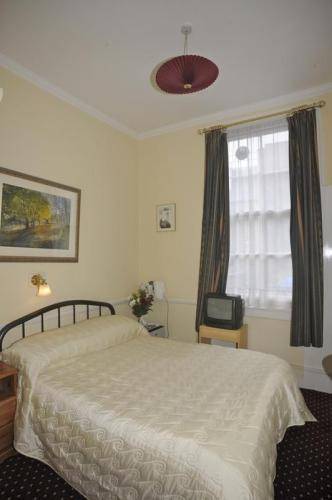Wyndham Hotel - B&B 