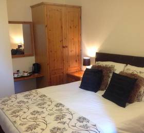 Royston Guest House  в Инвернессе