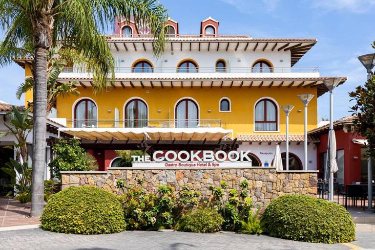 Hotel Villa Marisol 