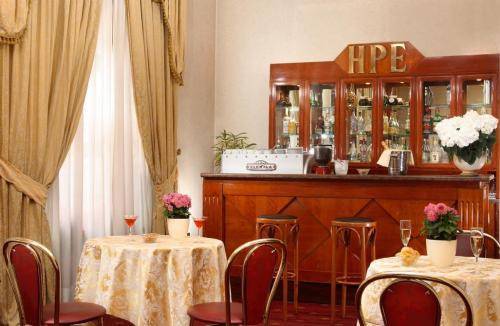 Hotel Pace Helvezia  4* Италия, Рим