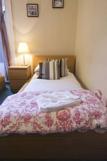 Amadeus Guest House  2* Великобритания, Глазго