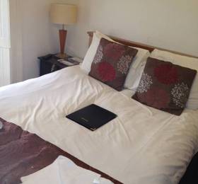 Gilmore Guest House  в Эдинбурге