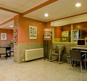 Hostal Operaramblas  в Барселоне