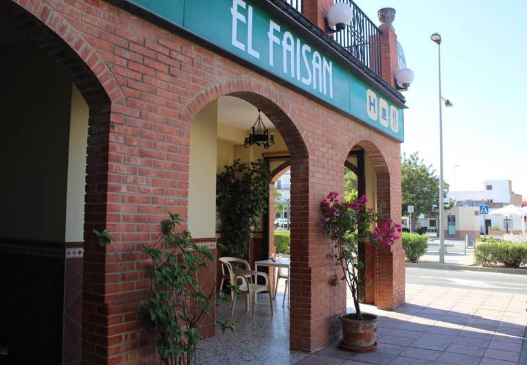 El Faisan C&R Hotel 