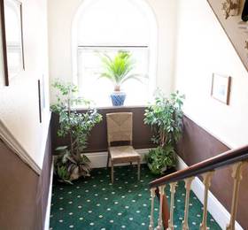 Curzon House Hotel в Лондоне