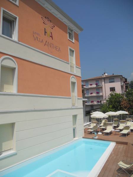 Hotel Villa Anthea  3*