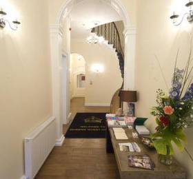Queens Guest House  в Эдинбурге