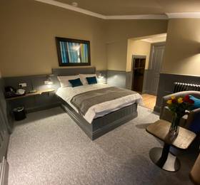 Irvine Guest House  в Ирвине
