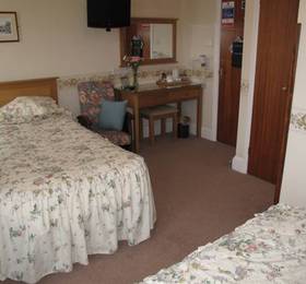Radnor Guest House  в Бате
