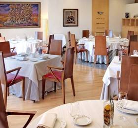 Туры в Sercotel Alfonso V  в Испании