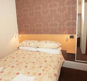 McLays Guest House в Глазго