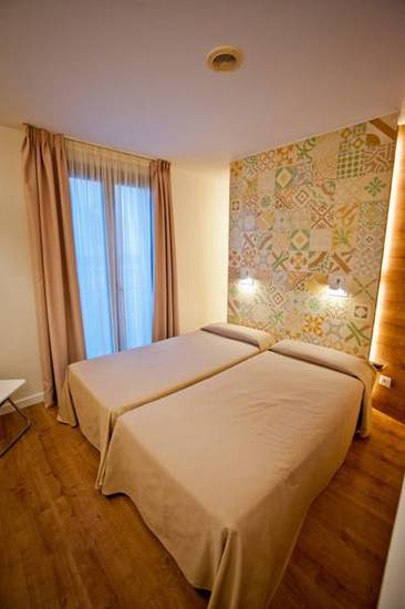 Hostal Marenostrum  2* Испания, Барселона