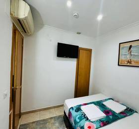 Туры в Hostal Mont Thabor в Испании