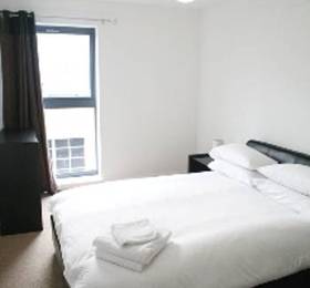 Bliss Fleet Street  в Суиндоне