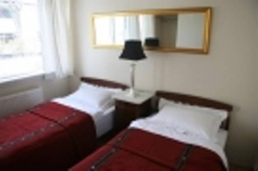 Alfholl Guesthouse  Исландия, Рейкьявик