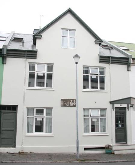 Alfholl Guesthouse  Исландия, Рейкьявик