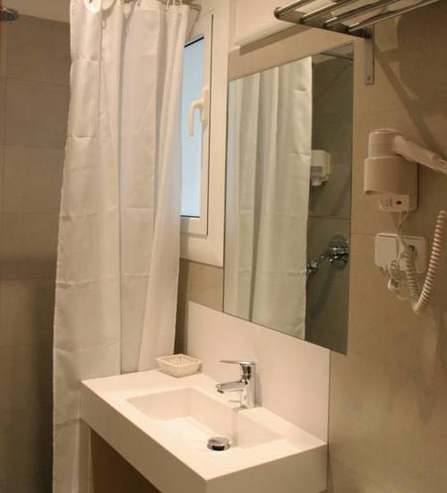 Apartamentos Atica  Испания, Барселона