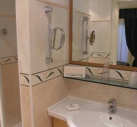 Aparthotel England  в Риччоне