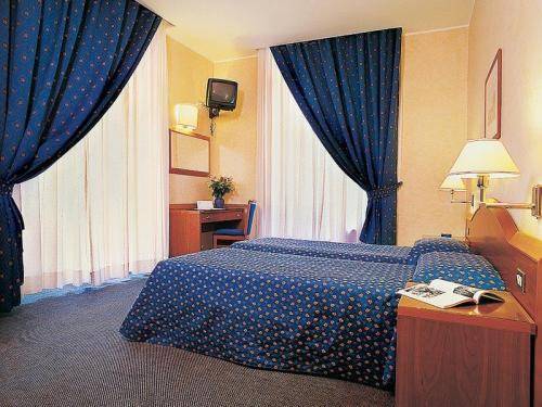 Hotel Marconi Roma  3* Италия, Рим