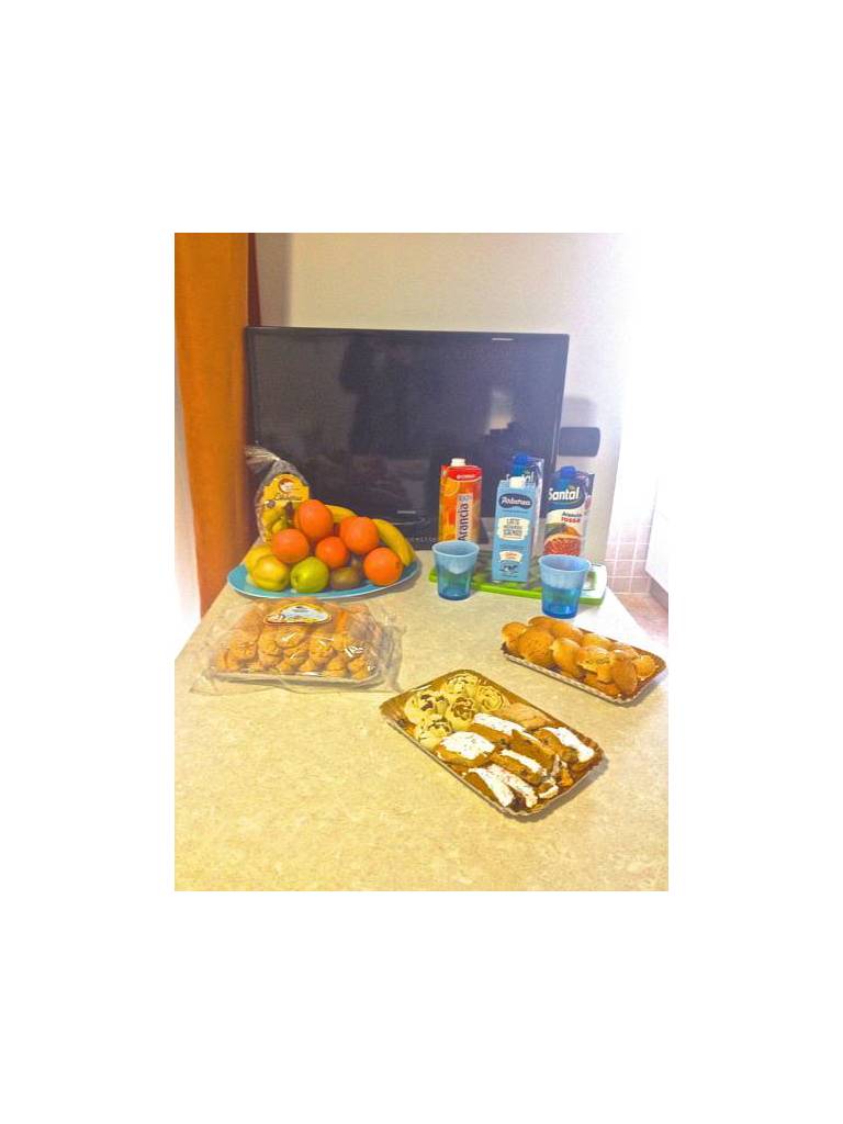 Apple Guest House 