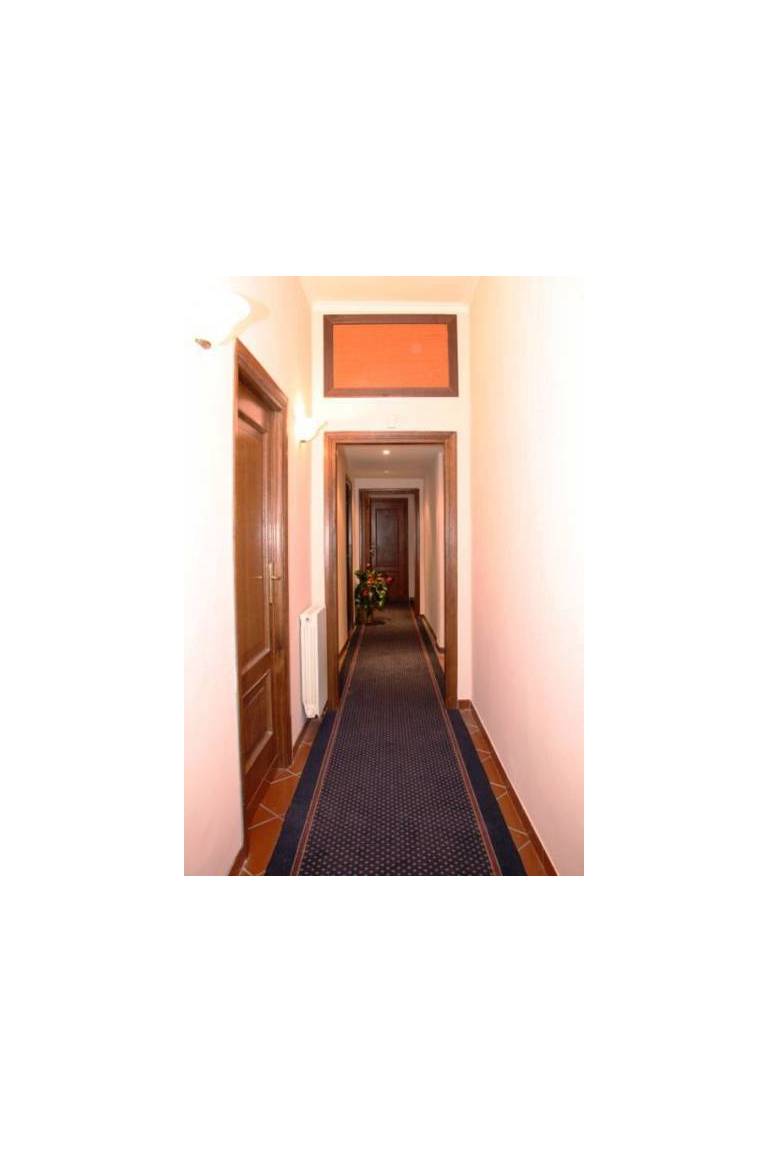 Gaudi Guest House 