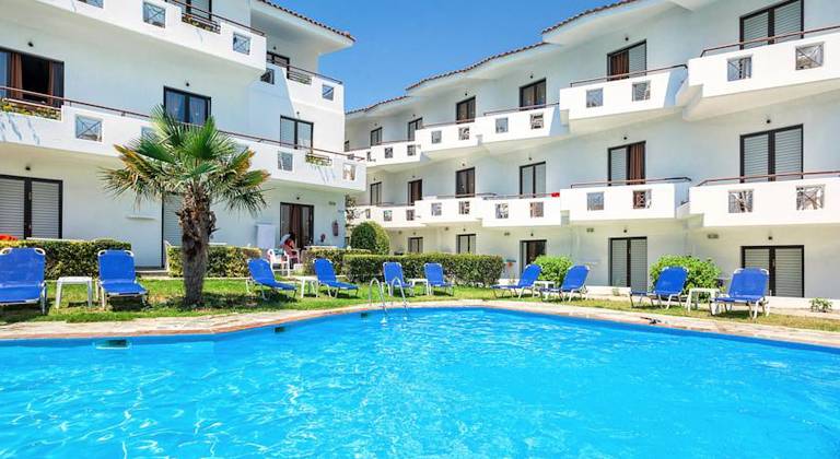Xenios Dolphin Beach Hotel
