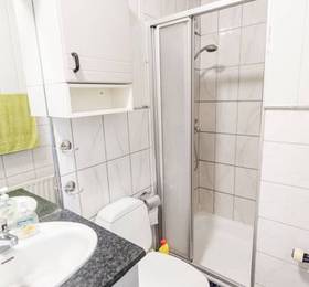 Center Guesthouse  в Рейкьявике