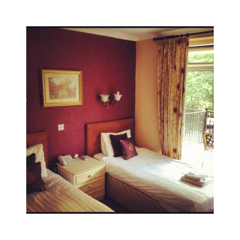 Chainbridge Hotel 