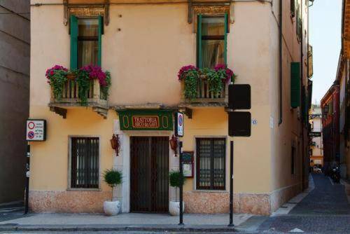 Hotel Al Castello 2* Италия, Верона