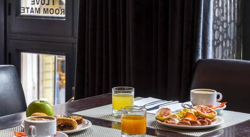 Room Mate Larios 4*