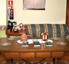 Hotel La Minilla в Малаге