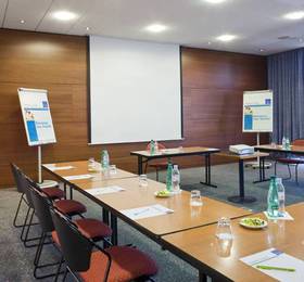 Novotel Chartres  в Шартре