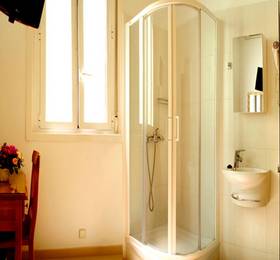 Hostal Los Alpes в Мадриде