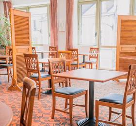 ibis Chateauroux  в Шатору
