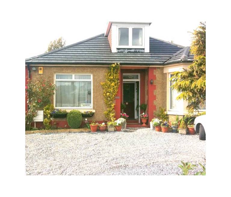 Almond House B&B 