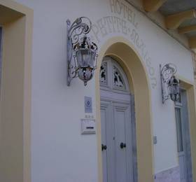 Туры в Hotel La Petite Maison в Италии
