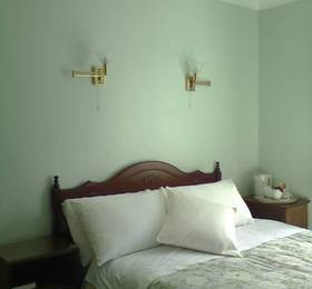 Barrow Lodge B&B  в Карлоу