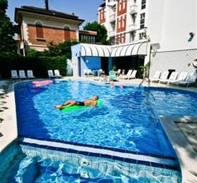 Residence Brown в Римини