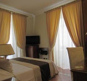 Туры в Hotel Akropolis в Италии