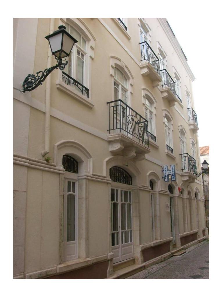 Hotel Leiriense 