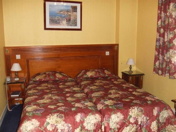 Hotel Courtonne  Франция, Кан