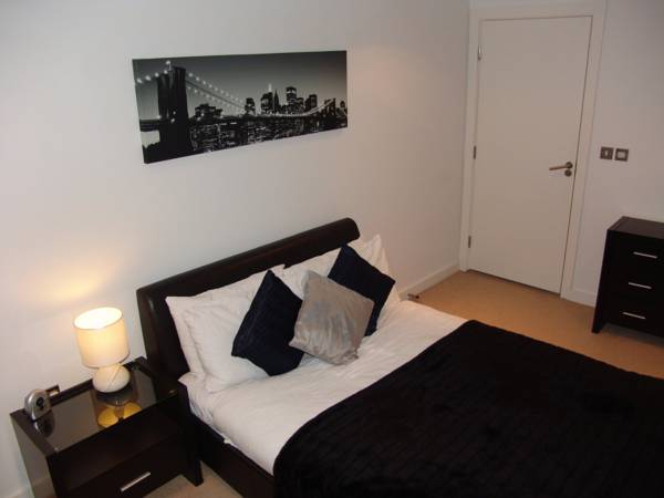 iida Apartments 
