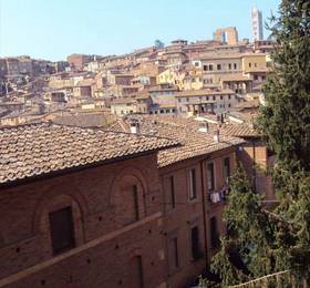 Vicolo Dell'Oro  в Сиене