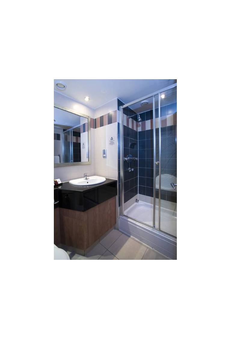 Ramada Hatfield 