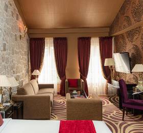 Hotel Du Beaumont в Париже