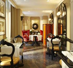 Castille Paris  в Париже