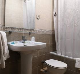 Туры в Hostal Lesseps в Испании