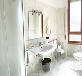 Hotel Molise 2 в Милане