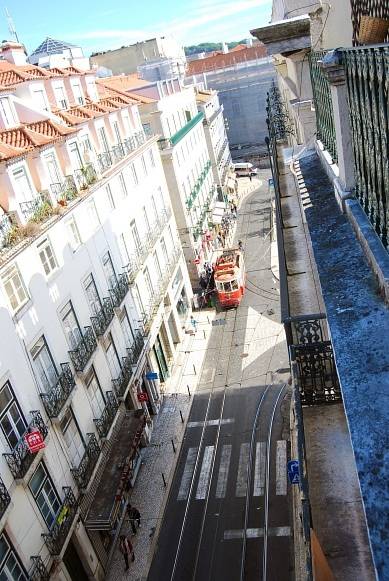 Happy Chiado