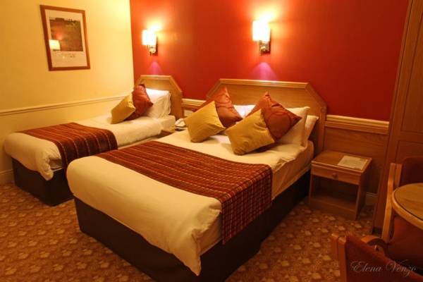 Harcourt Hotel  3*